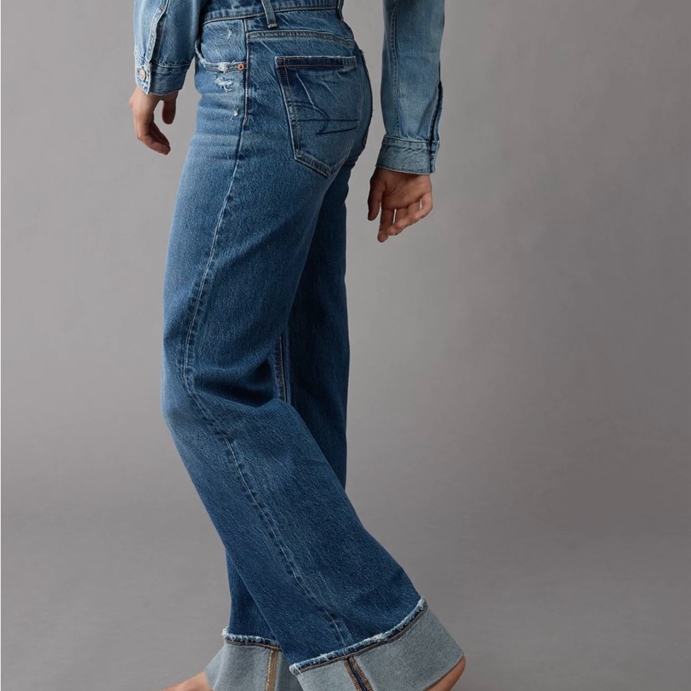 AE Stretch High-Waisted Stovepipe Cuffed Jean Size 4